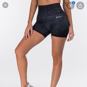 Echt avant shorts leopard print black